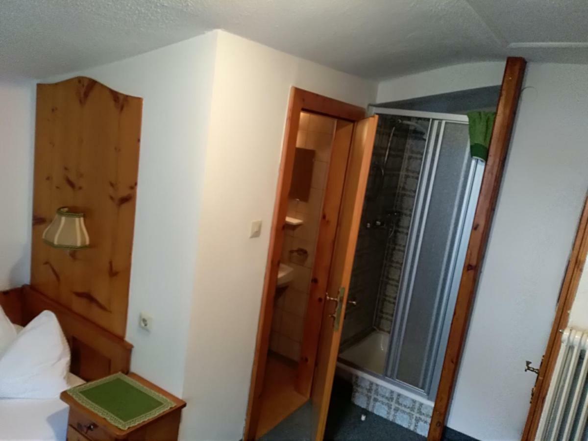 Hotel Garni Alpenrose Ischgl Exteriör bild